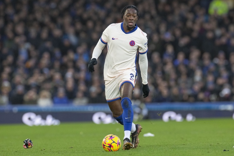 英媒：狼队关注切尔西双星迪萨西、大卫-福法纳